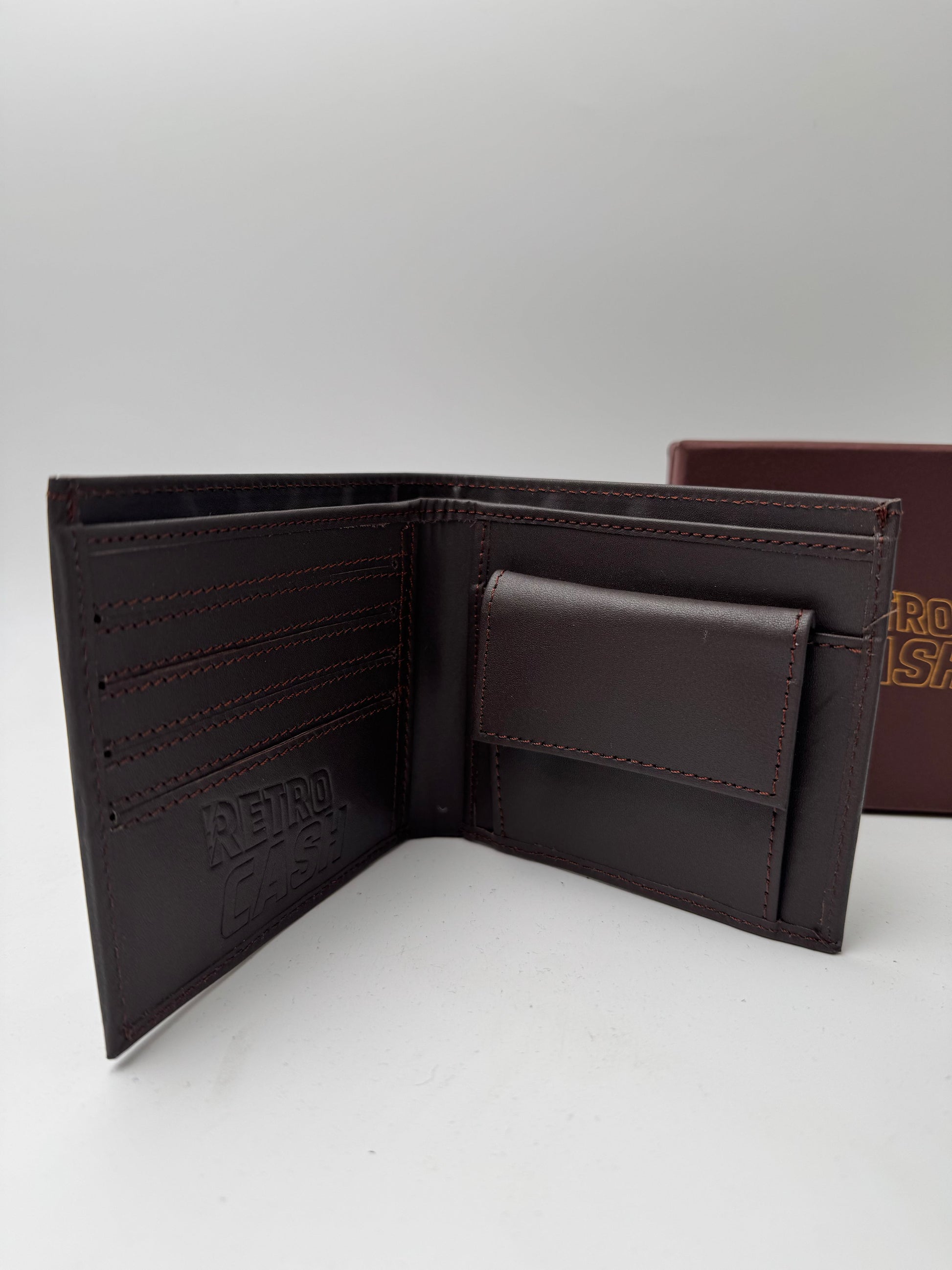 Portefeuille Retro Cash officiel – 100% cuir – Marron foncé texturé – Avec boîte Retro Cash