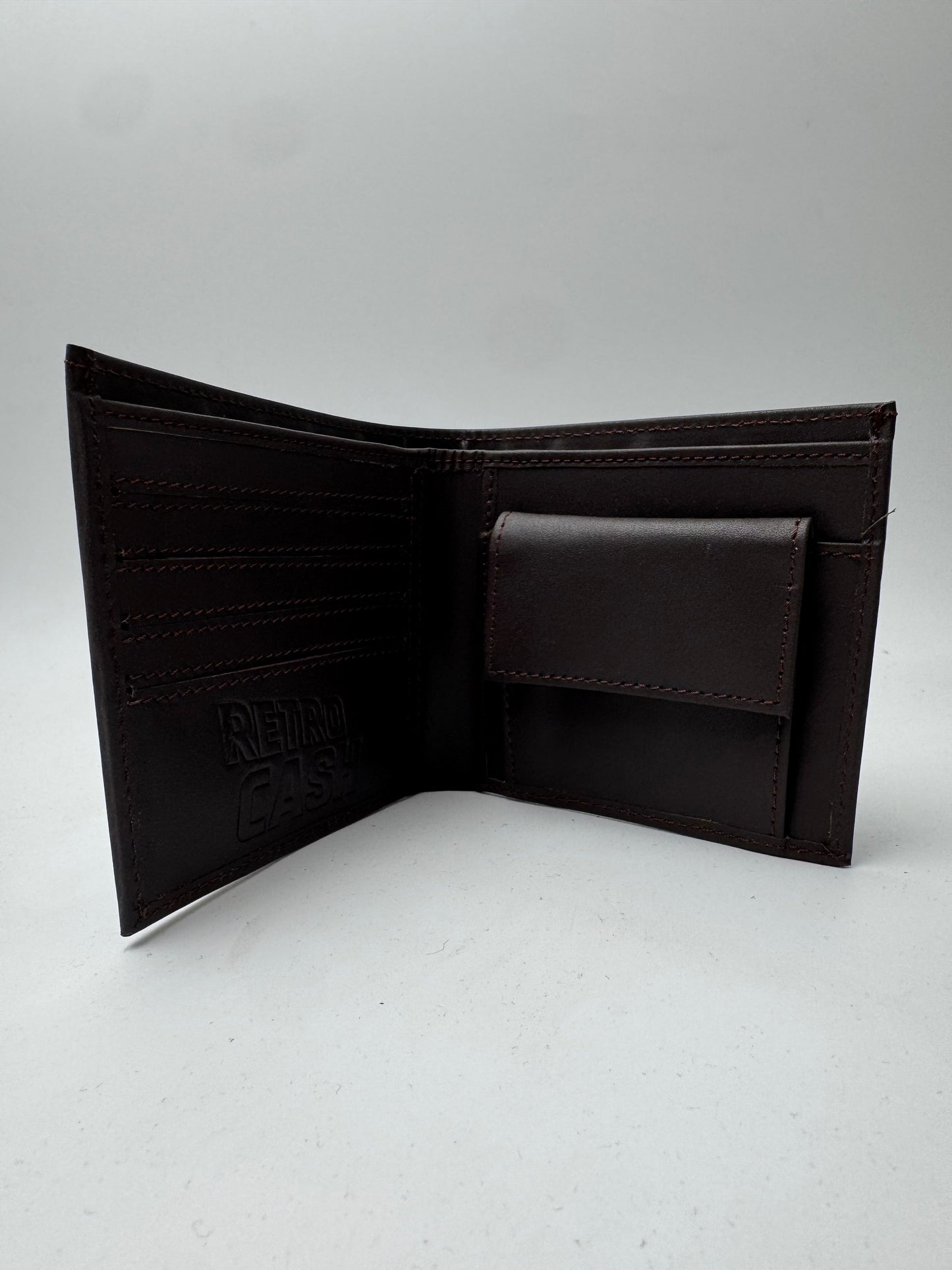 Portefeuille Retro Cash officiel – 100% cuir – Marron foncé texturé – Avec boîte Retro Cash