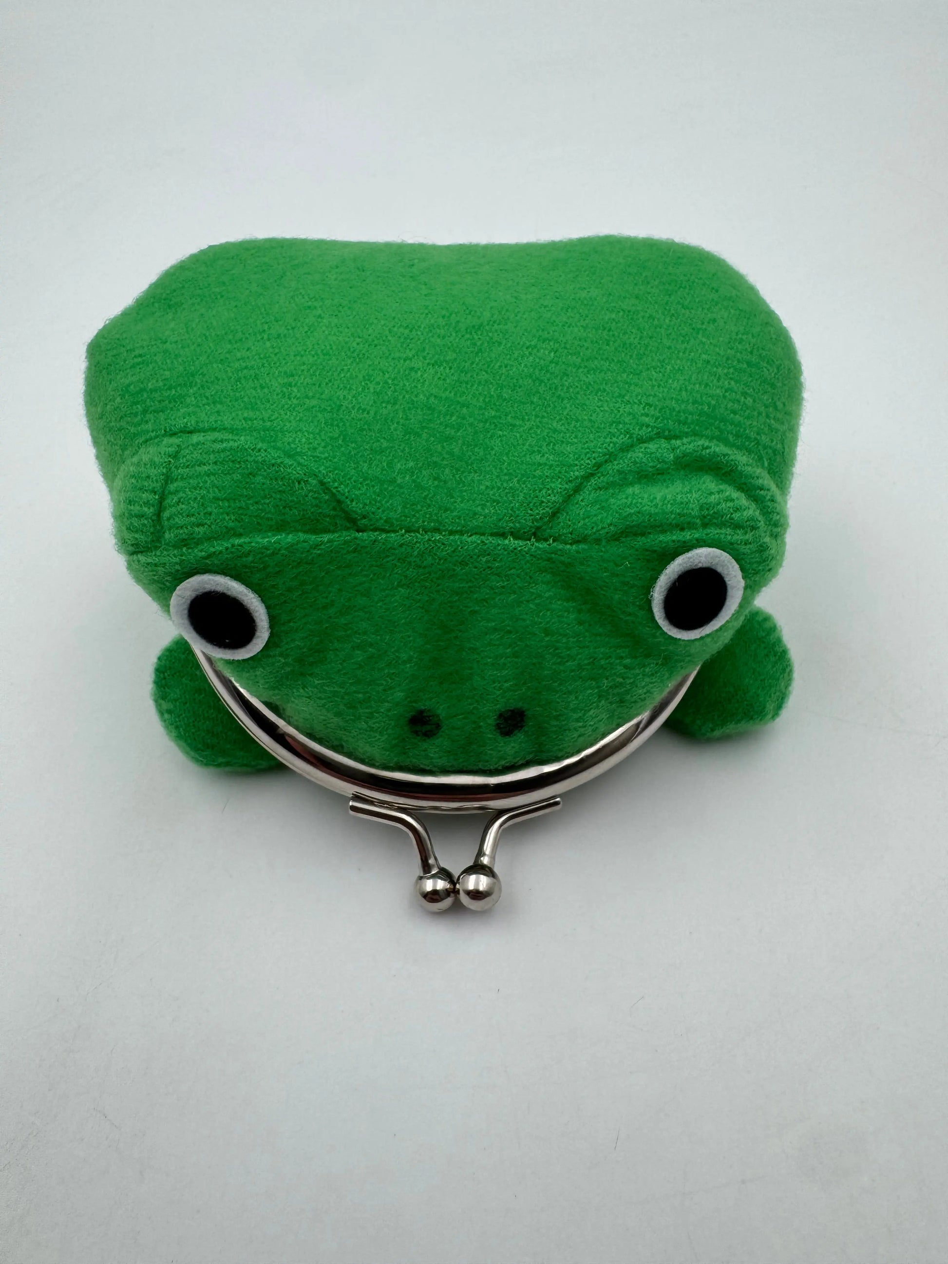 Porte-monnaie Grenouille – L’accessoire kawaii inspiré de Naruto Retro Cash